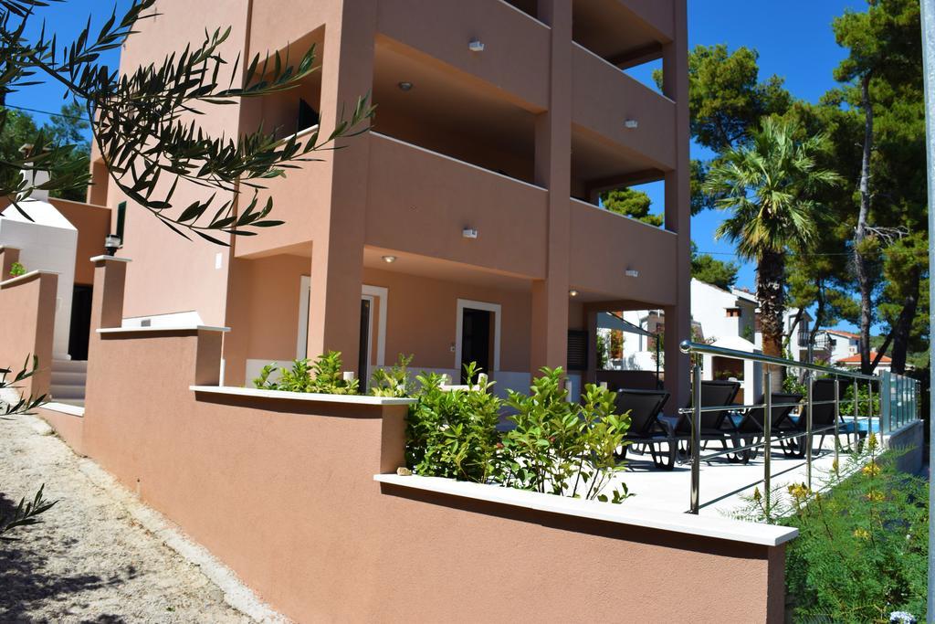 Apartments Marly Trogir Exterior photo