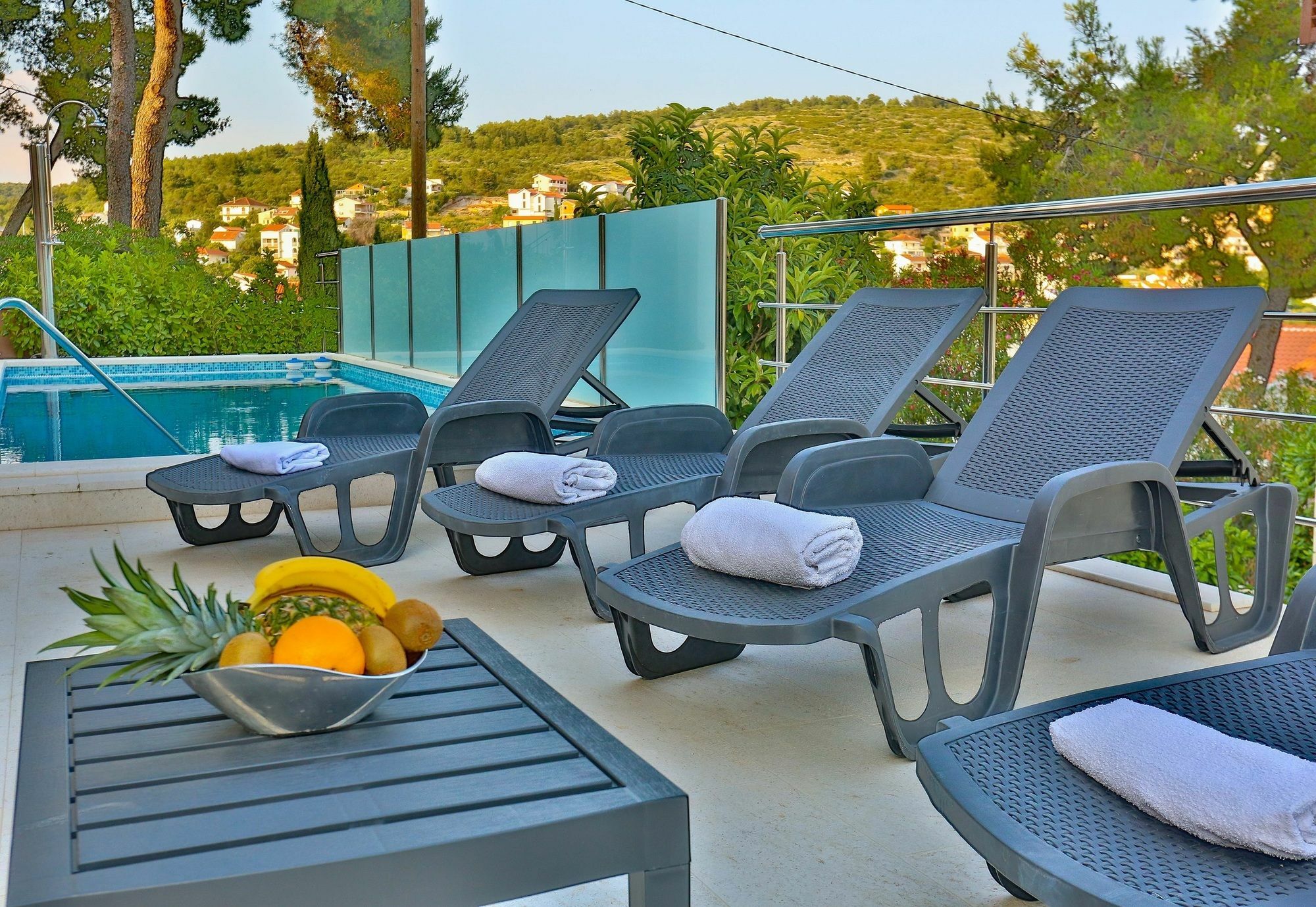 Apartments Marly Trogir Exterior photo