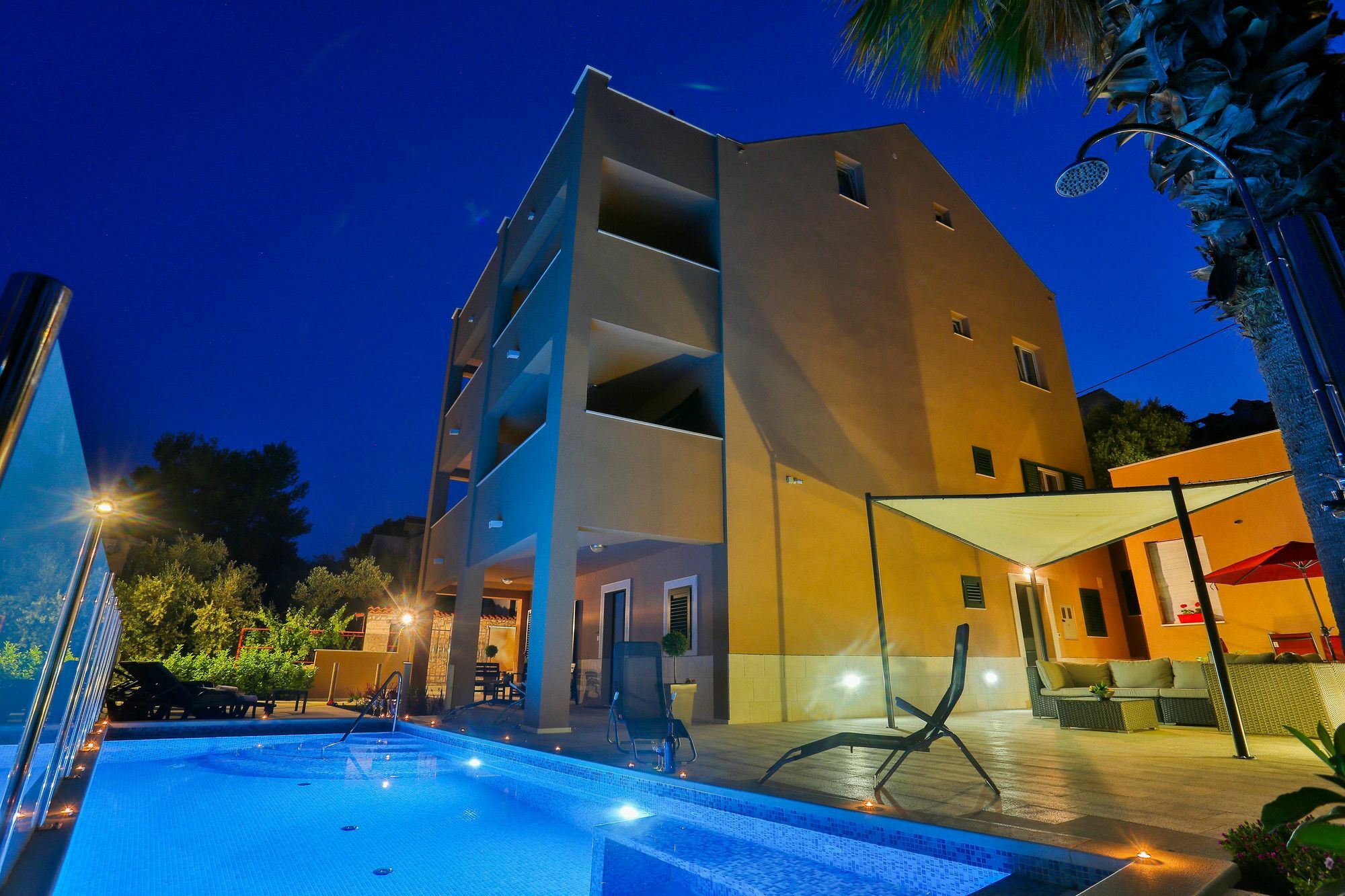 Apartments Marly Trogir Exterior photo